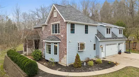 119 Mystic Valley Dr, Wildwood, MO 63069