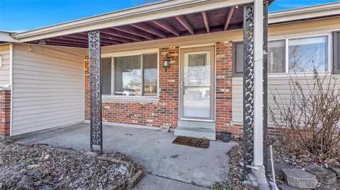 Exterior - 316 Capri Dr, O'fallon, MO 63366 photo 2 of 11