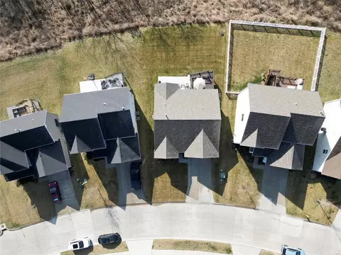 View/Area - 17434 Wyman Ridge Dr, Eureka, MO 63025 photo 2 of 7