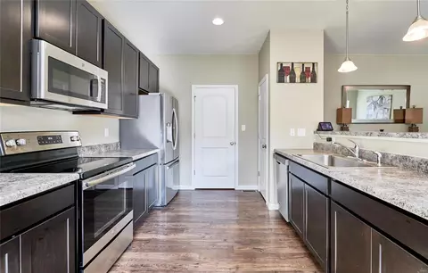 Kitchen - 17434 Wyman Ridge Dr, Eureka, MO 63025 photo 4 of 6