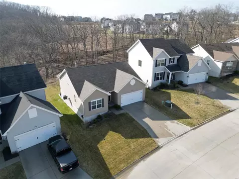 Exterior - 17434 Wyman Ridge Dr, Eureka, MO 63025 photo 2 of 21