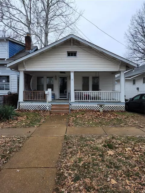 3712 Fannie Ave, Saint Louis, MO 63125