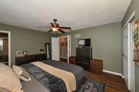 Bedroom - 1494 Cochise Dr, O'fallon, MO 63366 photo 6 of 6