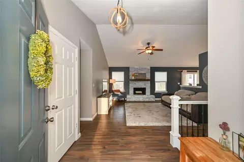 Entry Way - 1494 Cochise Dr, O'fallon, MO 63366 photo 1 of 1