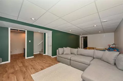 Living - 1494 Cochise Dr, O'fallon, MO 63366 photo 8 of 10
