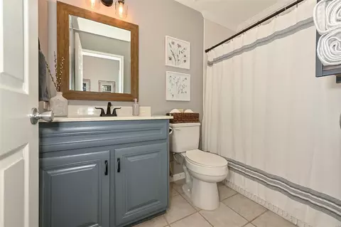 Bath - 1494 Cochise Dr, O'fallon, MO 63366 photo 1 of 6