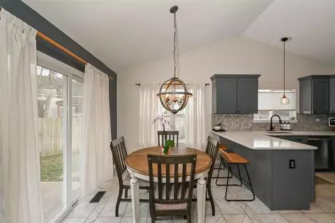 Dining - 1494 Cochise Dr, O'fallon, MO 63366 photo 1 of 3