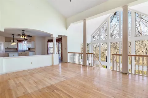 509 Autumn Bluff Dr, Ellisville, MO 63021 photo 3