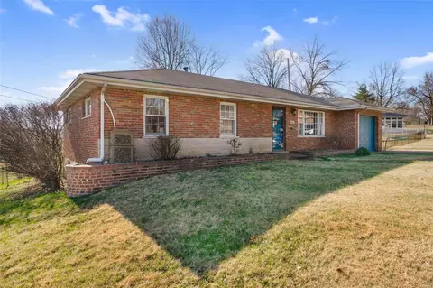 Exterior - 9601 Jesse Dr, Affton, MO 63123 photo 2 of 7