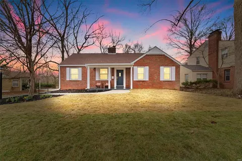 738 Florence Ave, Saint Louis, MO 63119