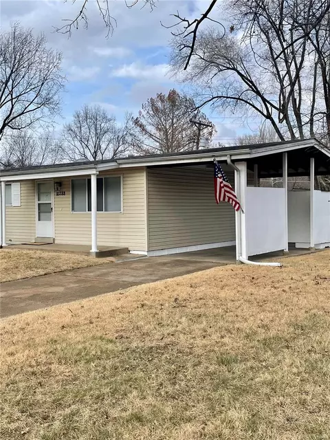 10288 Dacey Drive Dr, Saint Louis, MO 63136