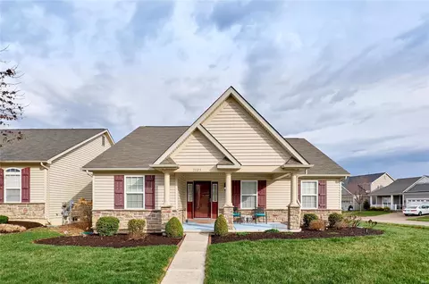 3125 Calhoun Dr, Saint Charles, MO 63301
