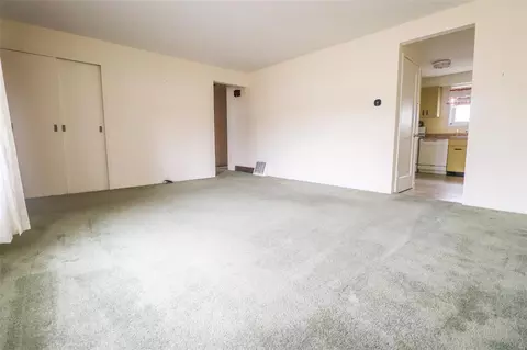 4134 Upton Ct, Saint Louis, MO 63116 photo 5