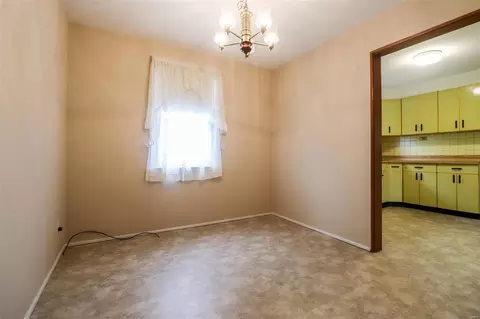 4134 Upton Ct, Saint Louis, MO 63116 photo 8