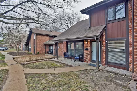 1094 Humber Cir, Saint Louis, MO 63129