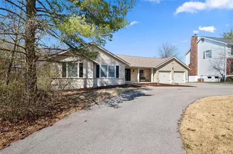 Exterior - 1358 Bridge Creek Trl, Ellisville, MO 63021 photo 4 of 11