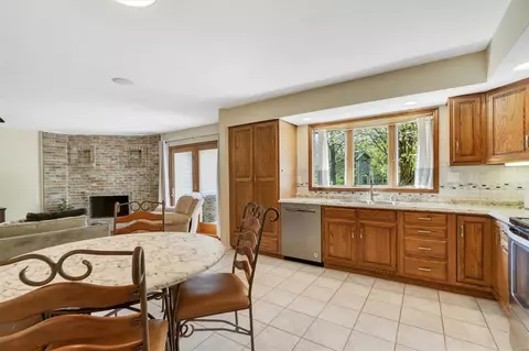 Dining - 6 Springlake Ct, Ballwin, MO 63011 photo 1 of 1