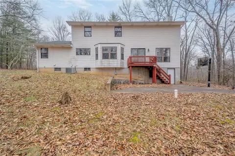 Exterior - 8 Forest Green Dr, O'fallon, MO 63366 photo 6 of 7