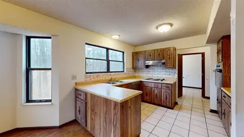 Kitchen - 8 Forest Green Dr, O'fallon, MO 63366 photo 1 of 5