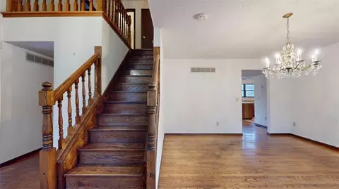 Entry Way - 8 Forest Green Dr, O'fallon, MO 63366 photo 3 of 5