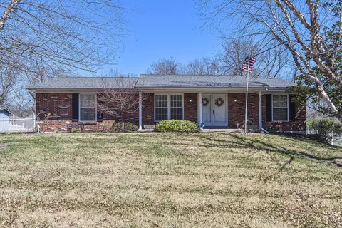 5532 Chauveau Dr, Saint Louis, MO 63129