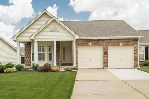 184 New Holland Dr, Chesterfield, MO 63017