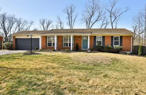 102 Baxter Acres Dr, Manchester, MO 63011
