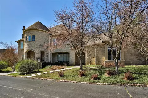 325 Conway Hill Rd, Saint Louis, MO 63141