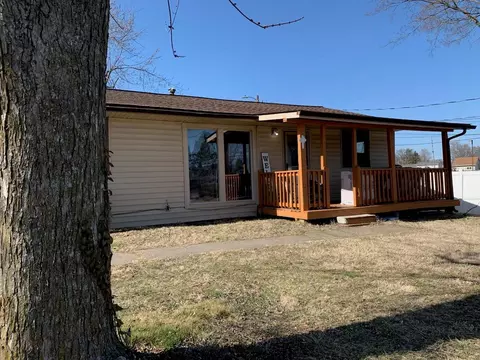 707 Old Woodlawn Ave, O'fallon, MO 63366