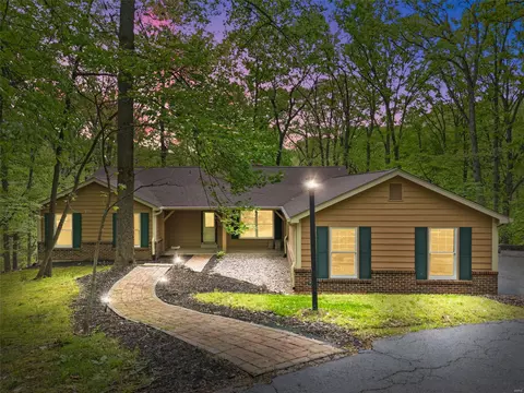2442 Indian Tree Run, Wildwood, MO 63038