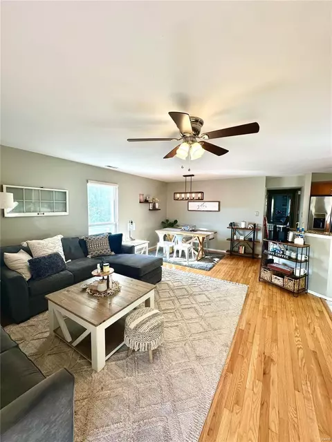 Living - 1103 Pocono Trl #A, Ballwin, MO 63021 photo 6 of 11