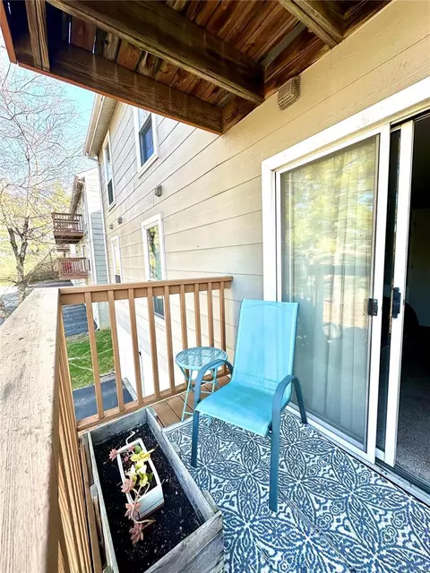 Exterior - 1103 Pocono Trl #A, Ballwin, MO 63021 photo 4 of 12