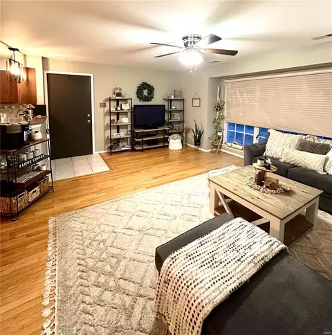 Living - 1103 Pocono Trl #A, Ballwin, MO 63021 photo 4 of 11