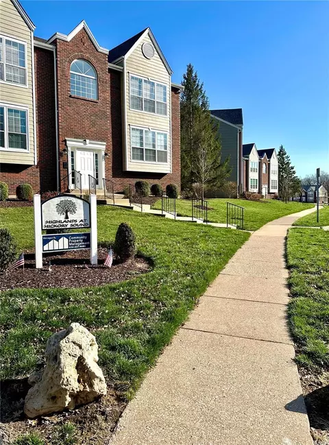 Exterior - 1103 Pocono Trl #A, Ballwin, MO 63021 photo 10 of 12