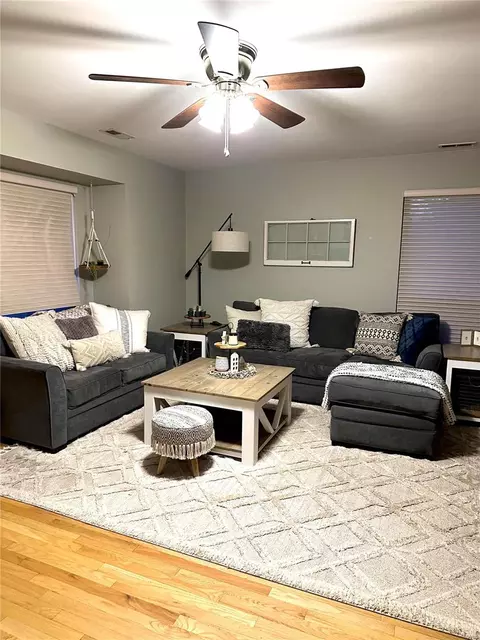 Living - 1103 Pocono Trl #A, Ballwin, MO 63021 photo 2 of 11