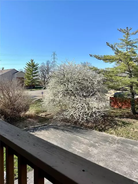 Exterior - 1103 Pocono Trl #A, Ballwin, MO 63021 photo 5 of 12