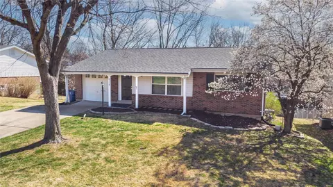 4114 Hanshire, Saint Louis, MO 63129