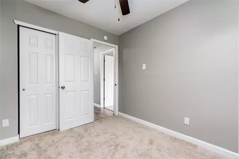 1004 Pine St, Saint Charles, MO 63301 photo 18