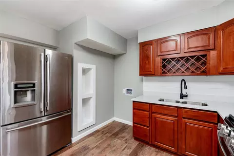 1004 Pine St, Saint Charles, MO 63301 photo 10