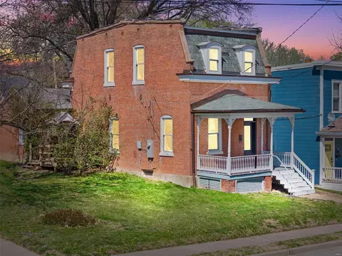 519 S Benton Ave, Saint Charles, MO 63301