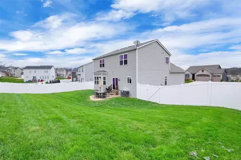 Exterior - 227 Thorn Brook Drive Dr, O'fallon, MO 63366 photo 7 of 8