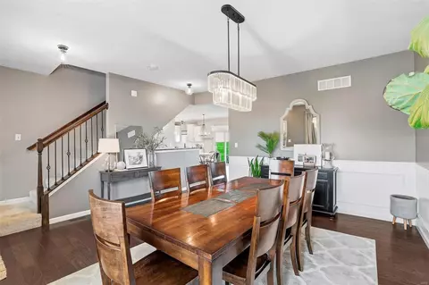Dining - 227 Thorn Brook Drive Dr, O'fallon, MO 63366 photo 3 of 5