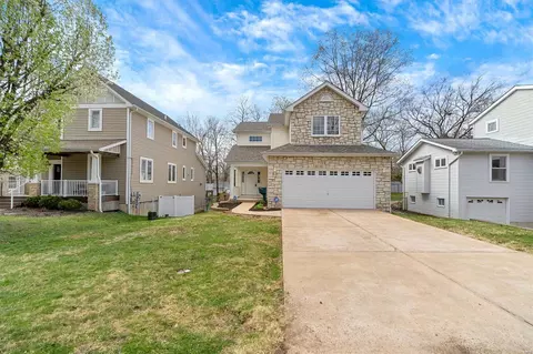 295 Frieda Ave, Kirkwood, MO 63122