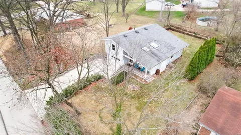 Exterior - 29 N Kern Dr, O'fallon, MO 63366 photo 8 of 9
