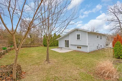 Exterior - 29 N Kern Dr, O'fallon, MO 63366 photo 7 of 9