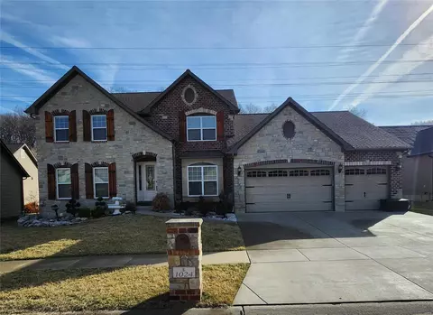 1024 Bridlewood Valley Pointe, High Ridge, MO 63049
