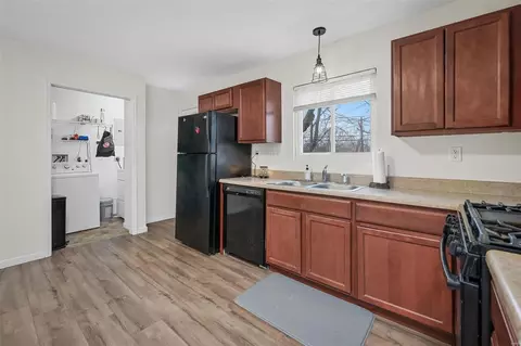 Kitchen - 414 Eggering Dr, O'fallon, MO 63366 photo 4 of 4