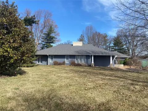 8838 New Sappington Rd, Saint Louis, MO 63126
