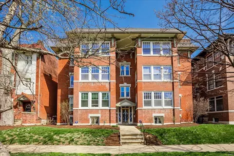 5877 Nina Pl #3E, Saint Louis, MO 63112