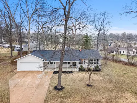 View/Area - 223 Victor Ct, Ballwin, MO 63021 photo 1 of 3